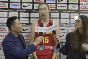 隋菲菲还是那么漂亮老球迷都懂！赛后采访韩旭谈vs比利时感受